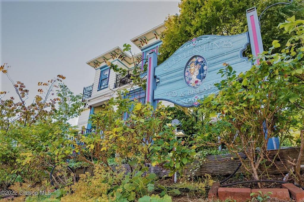 Clementine'S Guest House & Vacation Rentals Astoria Kültér fotó